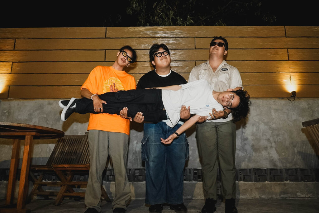 Fluctus Rilis Single Music Video Berjudul “Beda Dunia” (FLUCTUS - Beda Dunia) Rilis Single Music Video